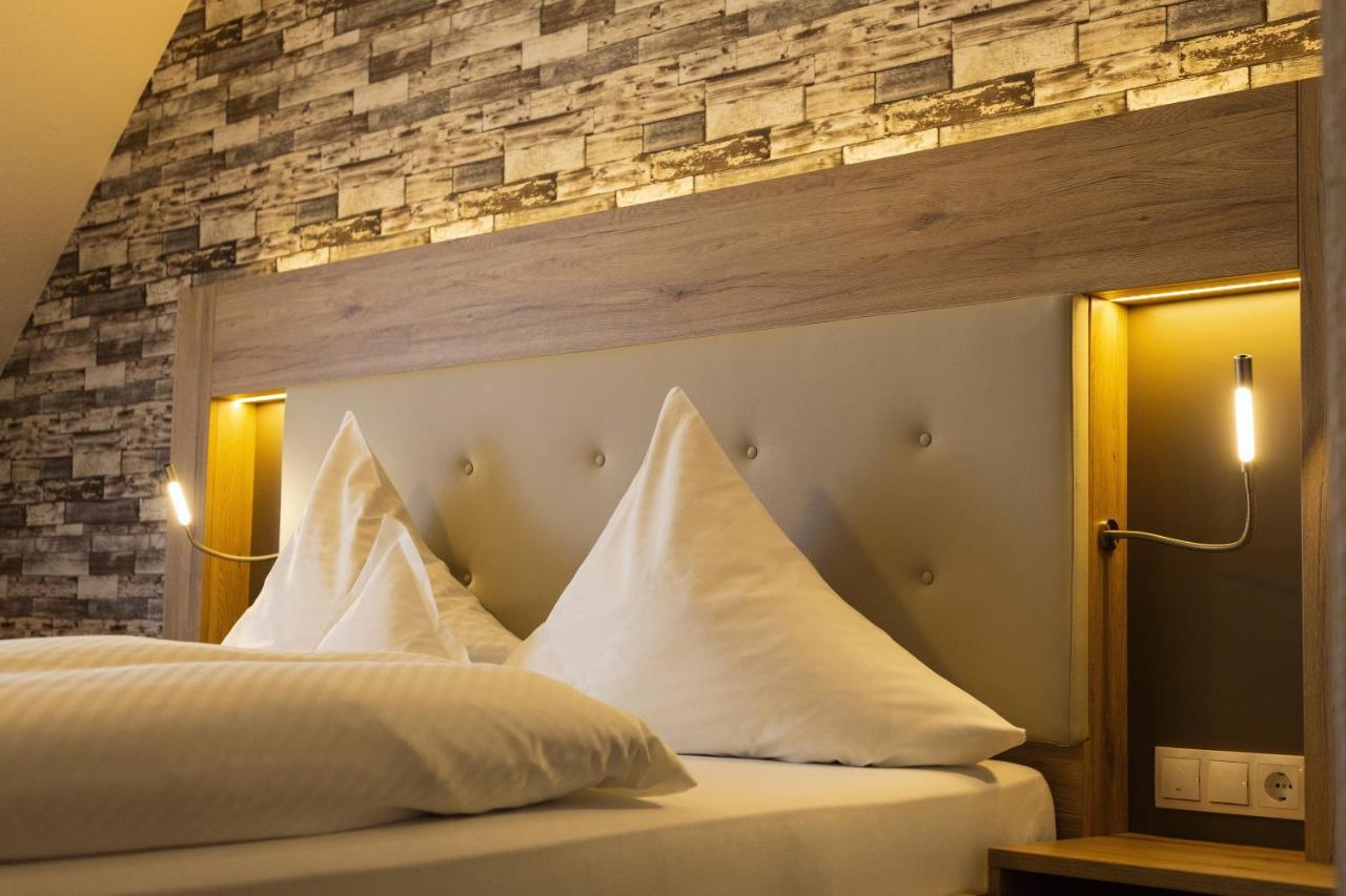 Land-Gut-Hotel Raeuber Lippoldskrug آلفلد المظهر الخارجي الصورة